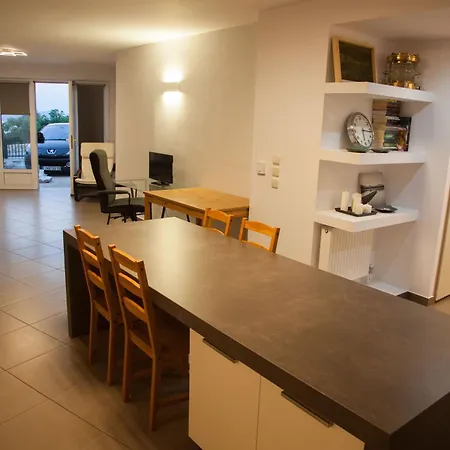 La Casetta Bianca Apartment *